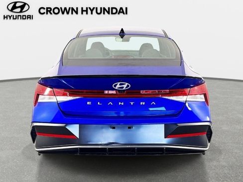 Certified 2026 Hyundai Elantra SEL Sport Premium FWD image 6