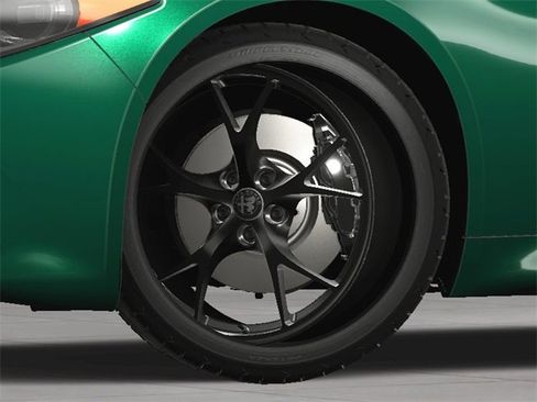 New 2025 Alfa Romeo Giulia w/ Driving Assist Package image 11