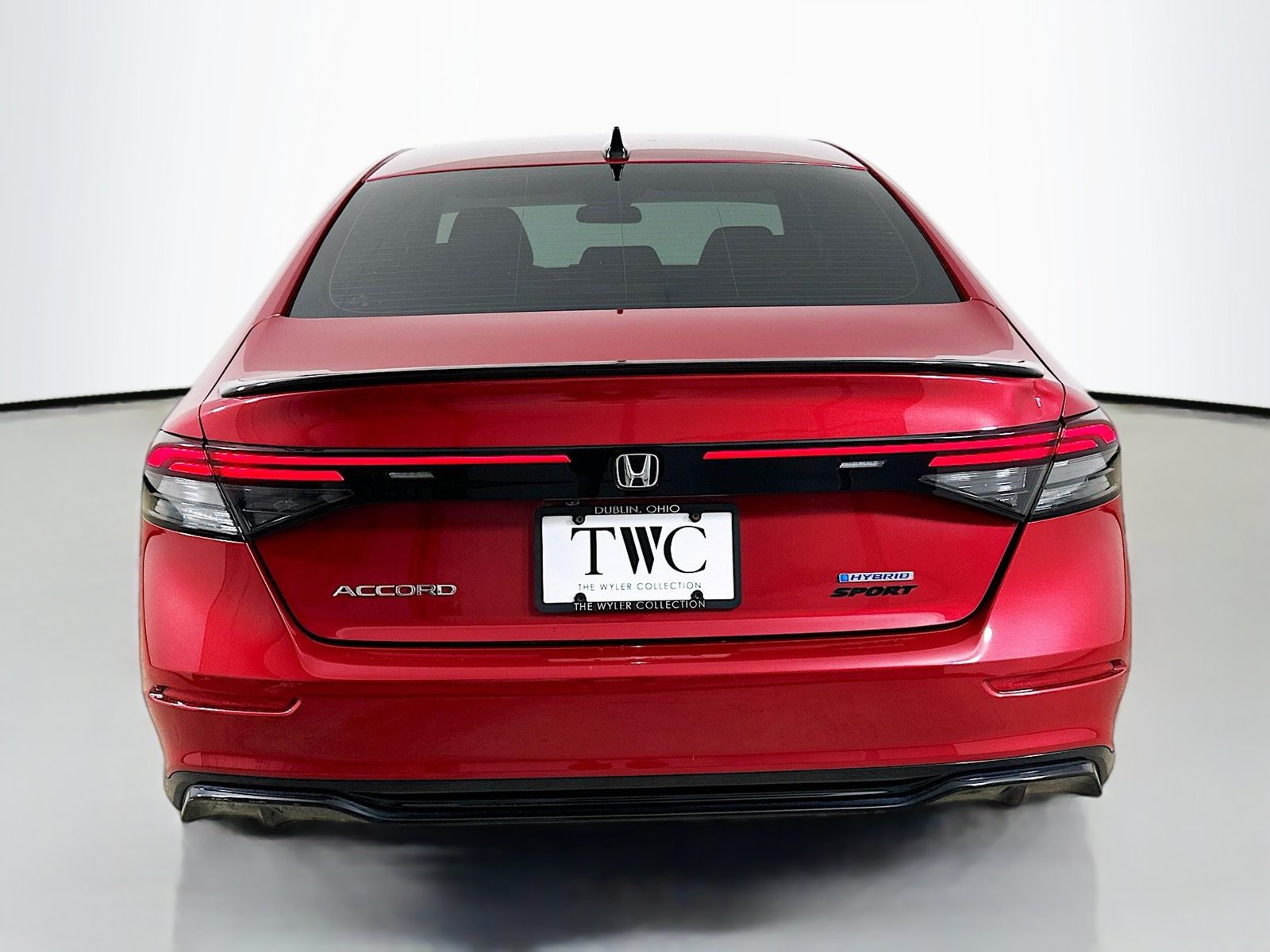 Used 2024 Honda Accord Sport image 6