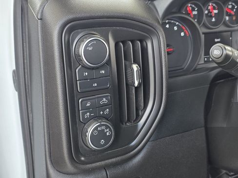 Used 2024 Chevrolet Silverado 2500 Custom w/ Custom Value Package AWD/4WD image 18