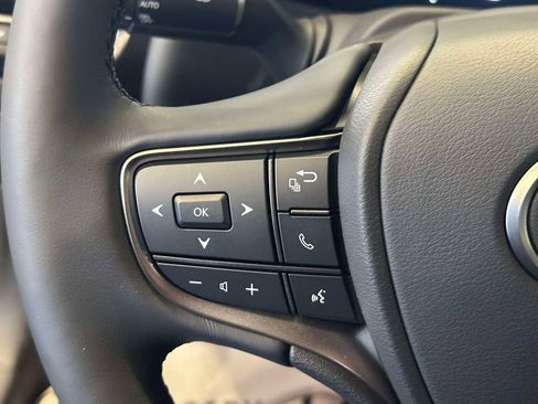 New 2026 Lexus UX 300h AWD image 21