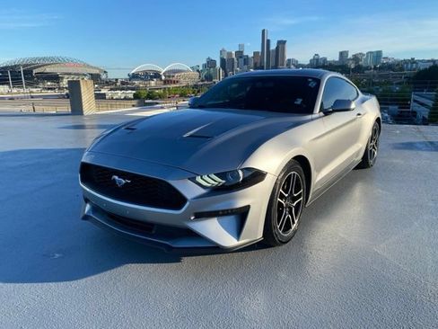 Used 2020 Ford Mustang Coupe w/ Equipment Group 101A RWD image 4