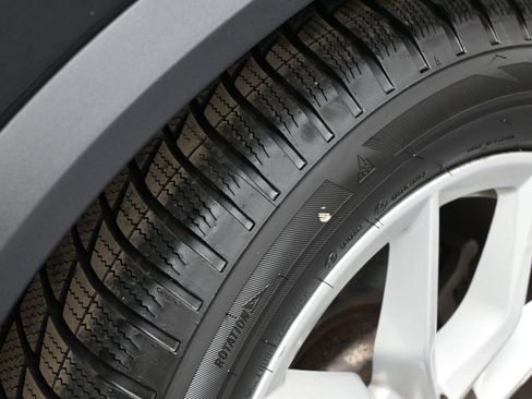 Used 2021 BMW X5 xDrive40i w/ Premium Package image 16