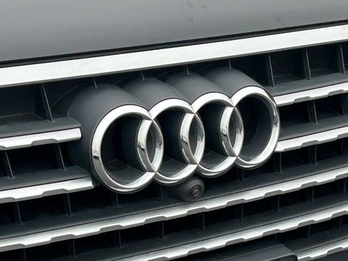 Used 2017 Audi Q7 3.0T Premium Plus w/ Premium Plus Package image 11