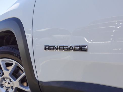 Used 2020 Jeep Renegade Sport w/ Sport Appearance Group AWD/4WD image 11