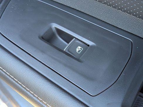 New 2026 Volkswagen Atlas SEL Premium R-Line image 37