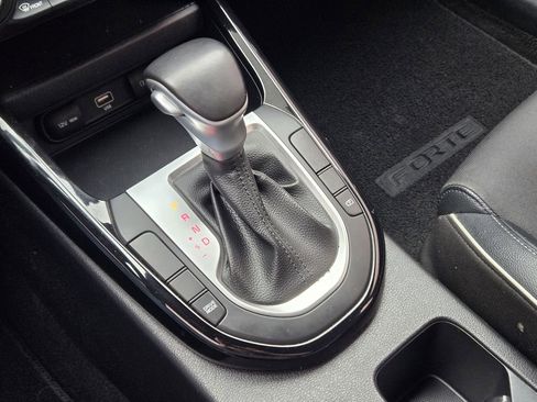 Used 2023 Kia Forte GT-Line w/ GT-Line Technology Package image 26