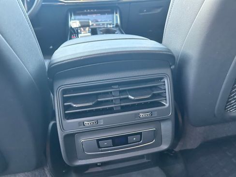 Used 2023 Audi Q7 2.0T Premium w/ Towing Package image 48