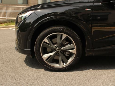 Used 2023 Audi Q4 e-tron Premium Plus w/ Premium Plus AWD/4WD image 12