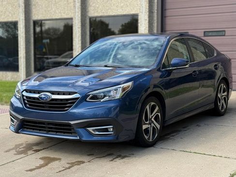 Used 2022 Subaru Legacy Limited AWD/4WD image 3