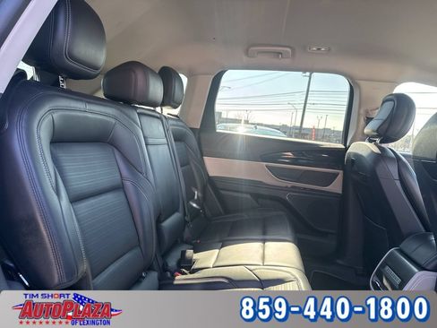 Used 2024 Lincoln Nautilus Reserve AWD/4WD image 25
