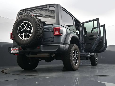 Used 2024 Jeep Wrangler Unlimited Rubicon AWD/4WD image 44