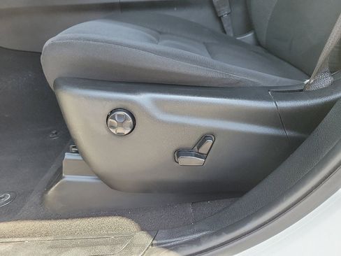 Used 2023 Dodge Durango SXT image 16