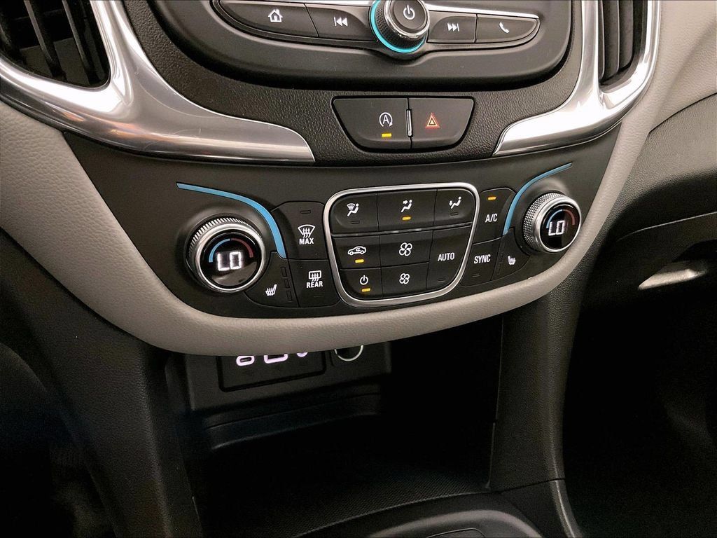 Used 2024 Chevrolet Equinox LT AWD/4WD image 25