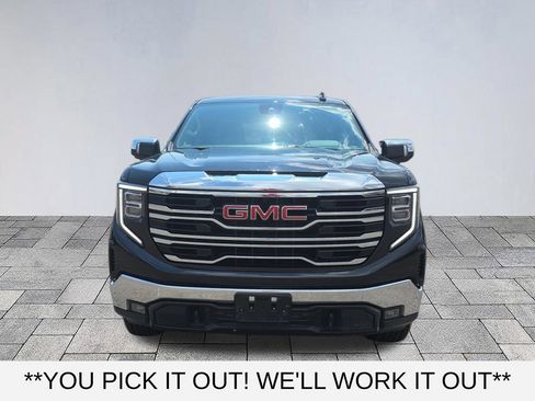 Used 2025 GMC Sierra 1500 SLT AWD/4WD image 2