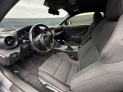 Used 2022 Toyota GR86 image 11