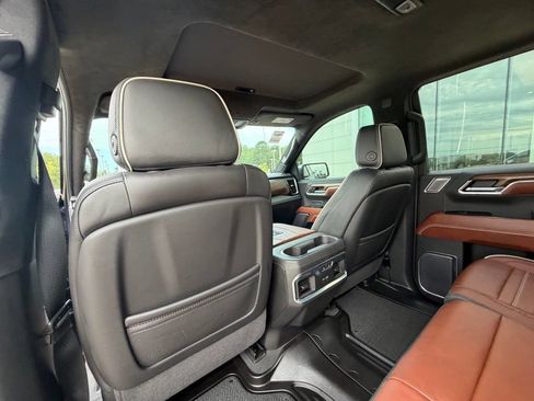 Used 2022 GMC Sierra 1500 Denali Ultimate AWD/4WD image 25