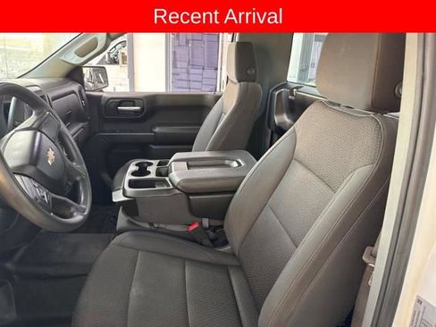 Used 2025 Chevrolet Silverado 1500 W/T RWD image 5