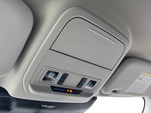 New 2026 Ford Explorer Active w/ Active Comfort Package image 18