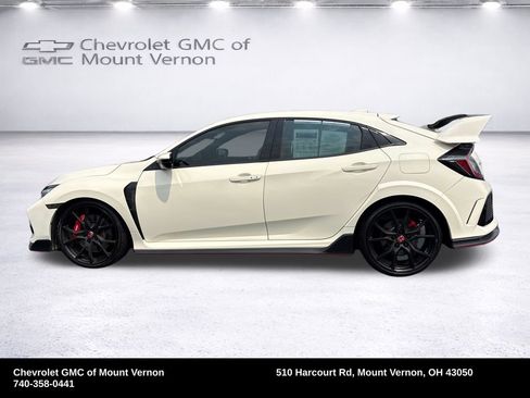 Used 2018 Honda Civic Type R image 2