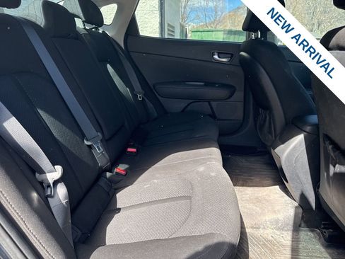 Used 2018 Kia Optima LX image 11