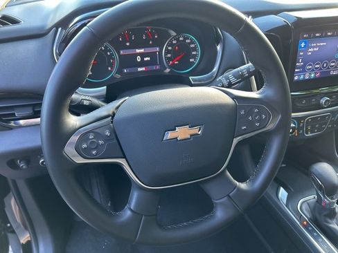 Certified 2023 Chevrolet Traverse LT image 28