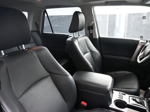 Used 2023 Toyota 4Runner Limited image 21