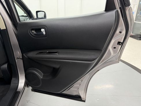 Used 2008 Nissan Rogue S image 29