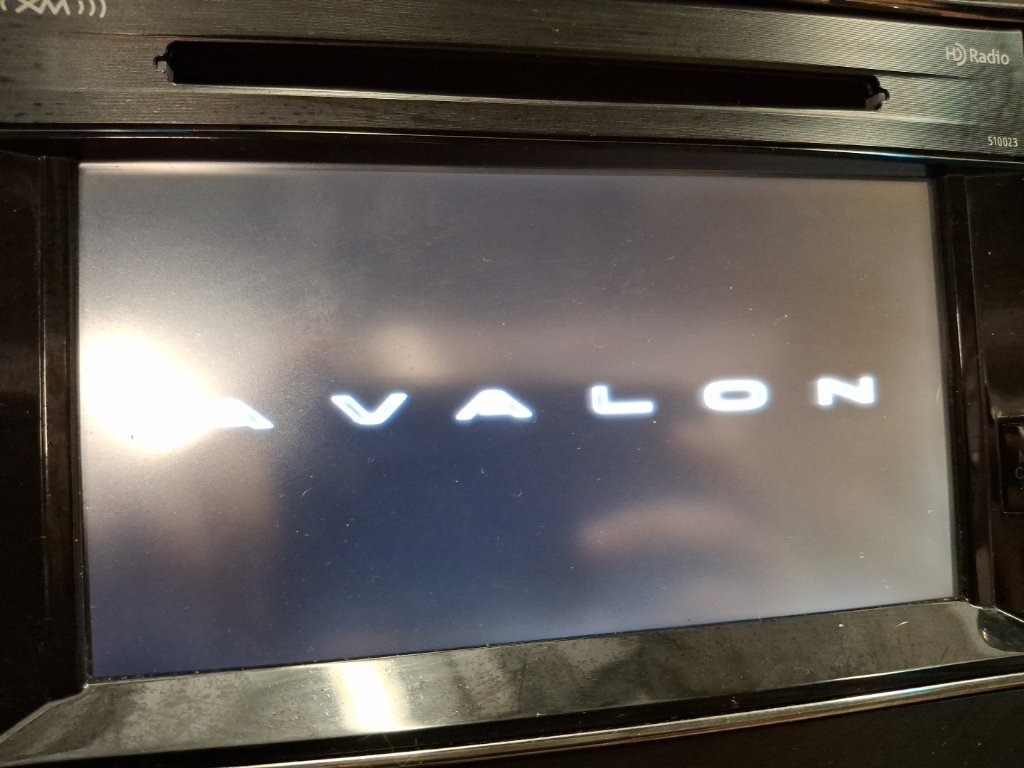 Used 2015 Toyota Avalon XLE Touring FWD image 23