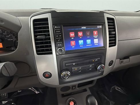 Used 2020 Nissan Frontier SV image 19