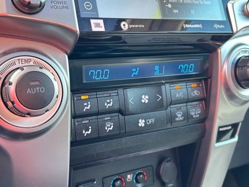 Used 2021 Toyota 4Runner Limited AWD/4WD image 41