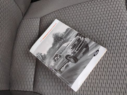 Used 2022 Ford F250 XLT w/ XLT Premium Package image 37