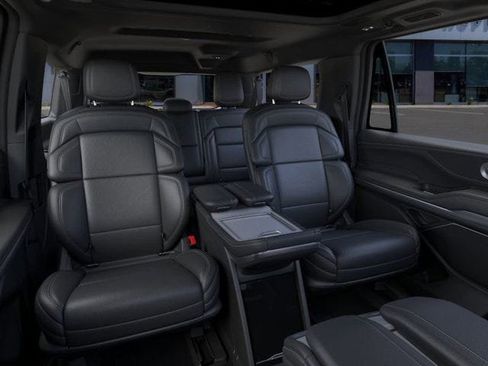 New 2025 Lincoln Navigator L Reserve w/ Jet Appearance Package image 40