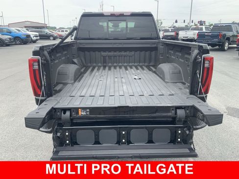 Used 2024 GMC Sierra 3500 Denali w/ Denali Reserve Package AWD/4WD image 11
