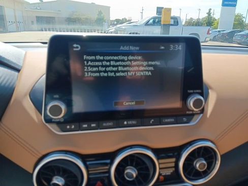 New 2025 Nissan Sentra SV w/ SV Premium Package image 18