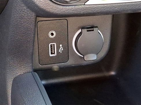 Used 2024 Nissan Kicks S image 24