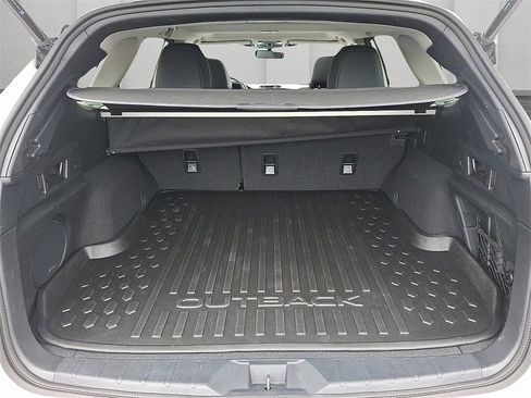 Certified 2025 Subaru Outback Limited XT image 29