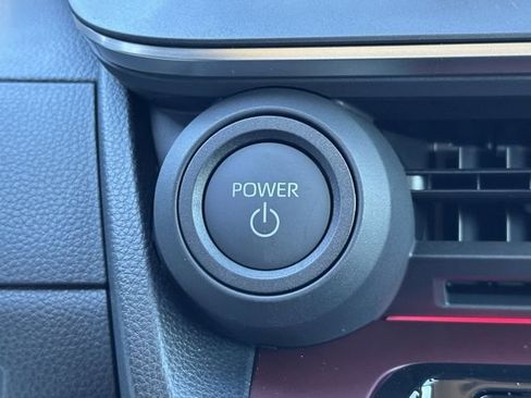 New 2026 Toyota Prius Plug-In Hybrid FWD image 21
