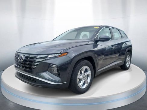 Certified 2024 Hyundai Tucson SE FWD image 2