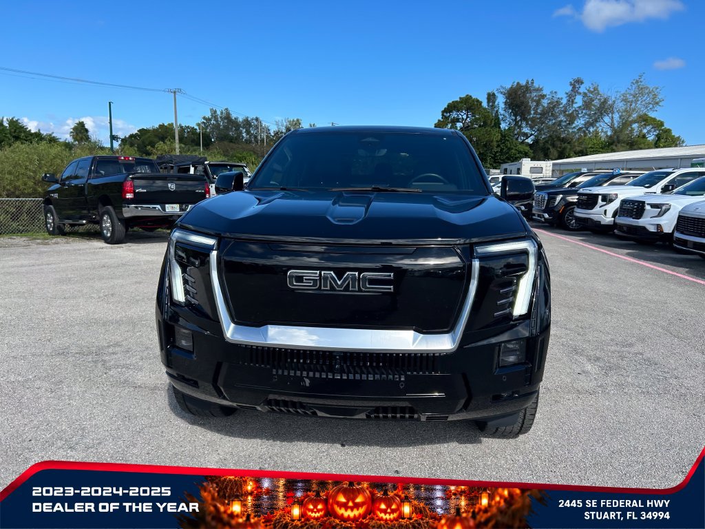 Used 2025 GMC Sierra EV Denali AWD/4WD image 2