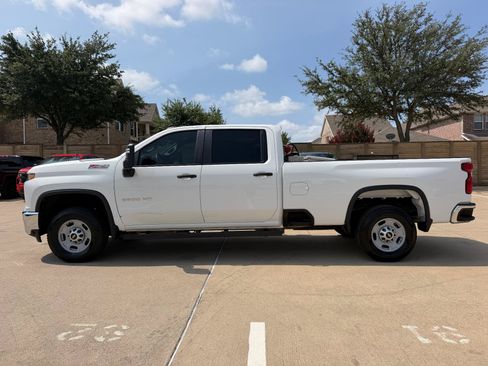 Used 2021 Chevrolet Silverado 2500 W/T w/ WT Convenience Package AWD/4WD image 3