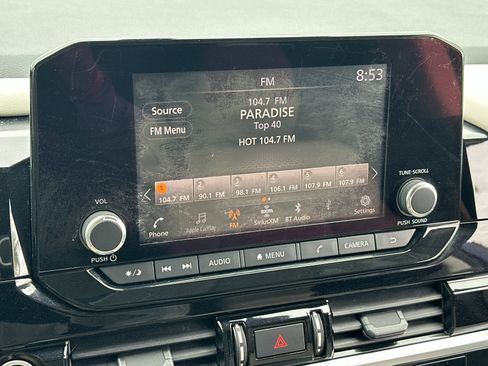 Used 2022 Nissan Pathfinder SV FWD image 18