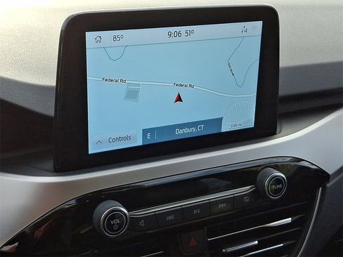 Certified 2020 Ford Escape SEL image 17