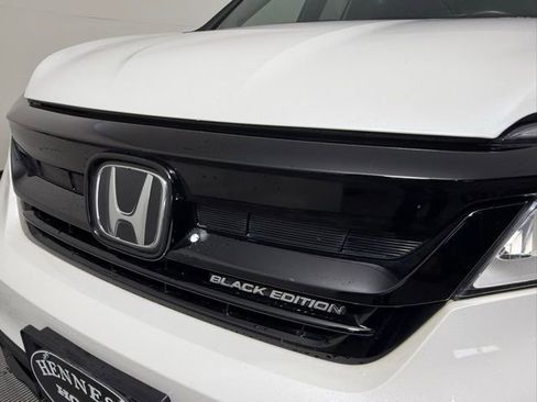 Used 2022 Honda Pilot Black Edition image 3
