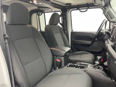 Used 2021 Jeep Gladiator Sport AWD/4WD image 31