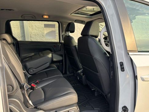 Used 2026 Honda Odyssey EX-L image 12