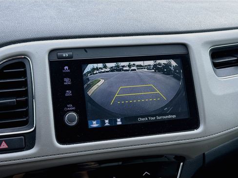 Used 2019 Honda HR-V EX image 16