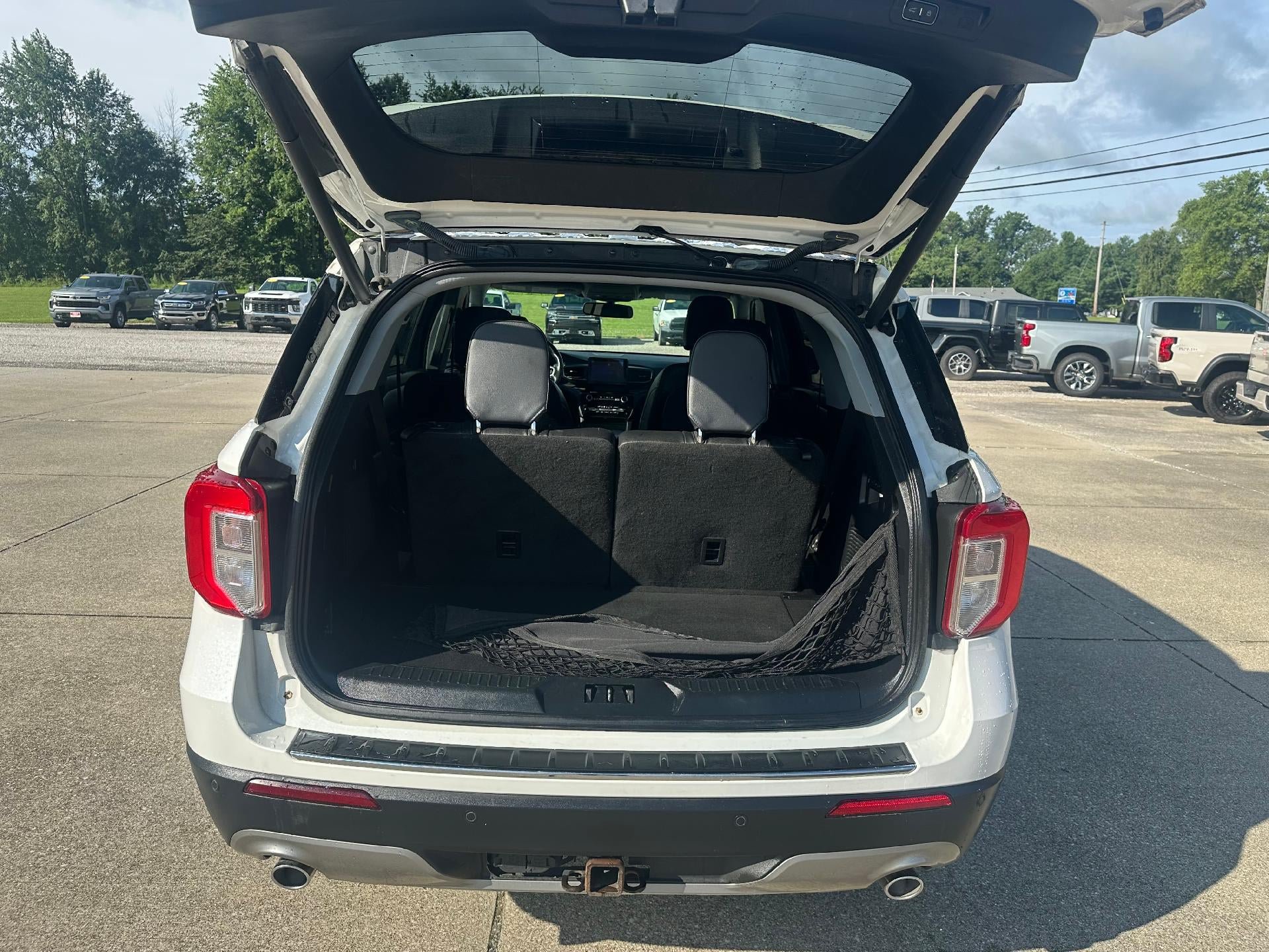 Used 2022 Ford Explorer Limited w/ Equipment Group 301A AWD/4WD image 9