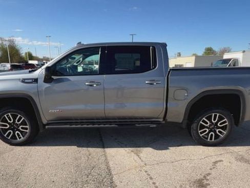 Used 2021 GMC Sierra 1500 AT4 w/ Technology Package AWD/4WD image 7