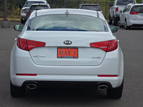 Used 2013 Kia Optima EX FWD image 6